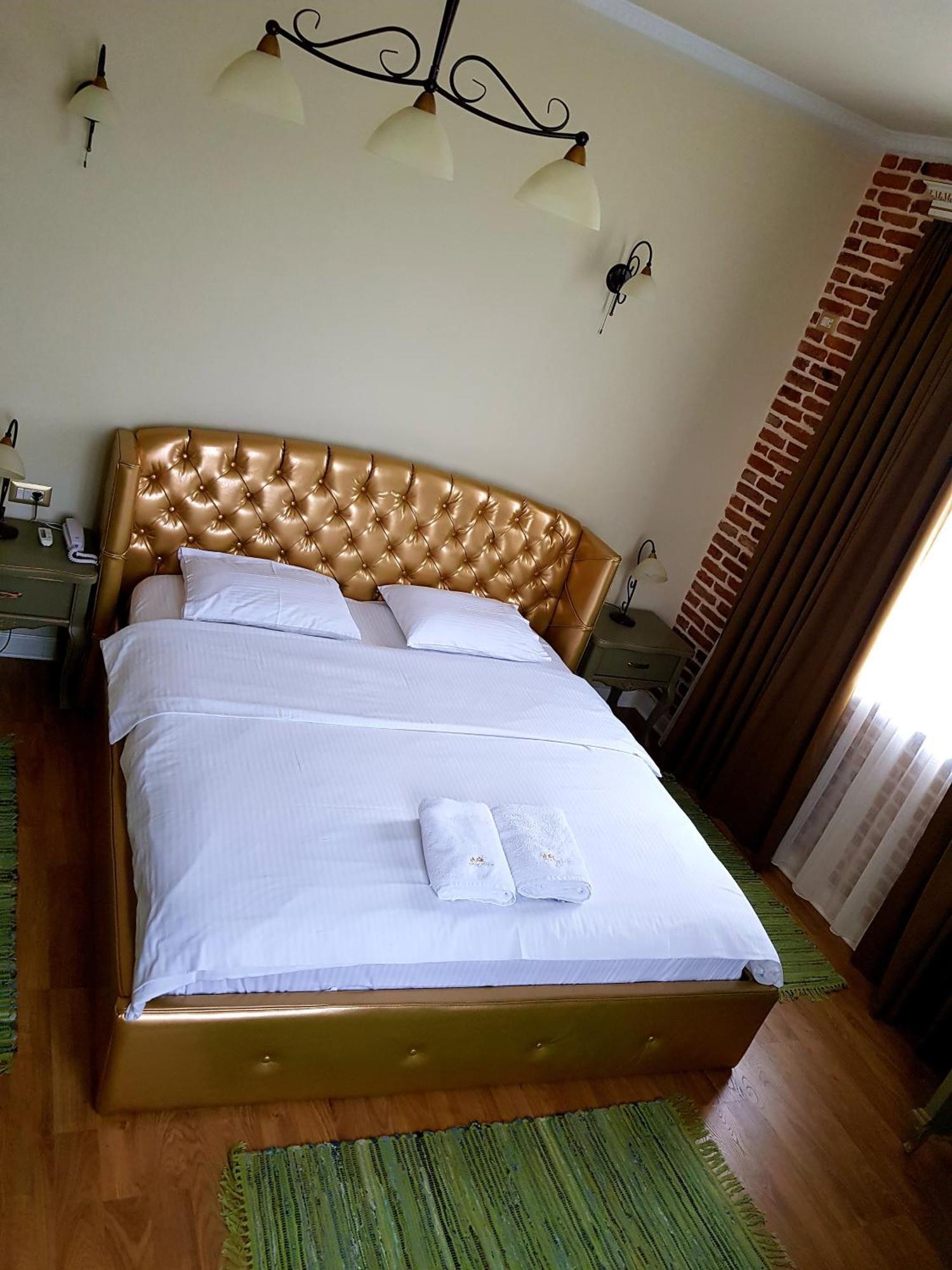 Casa Gace Hotel Korce Bilik gambar