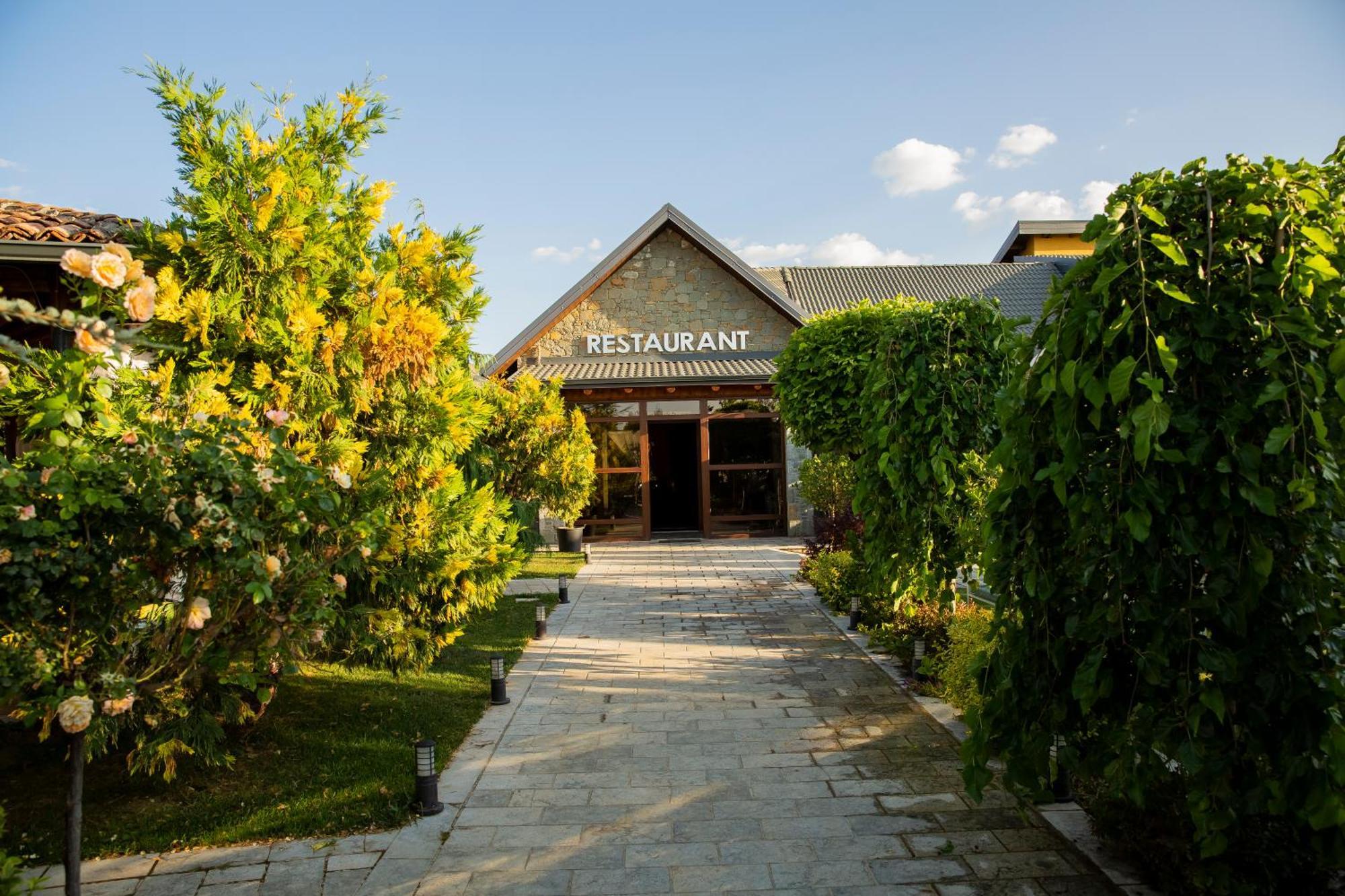 Casa Gace Hotel Korce Luaran gambar